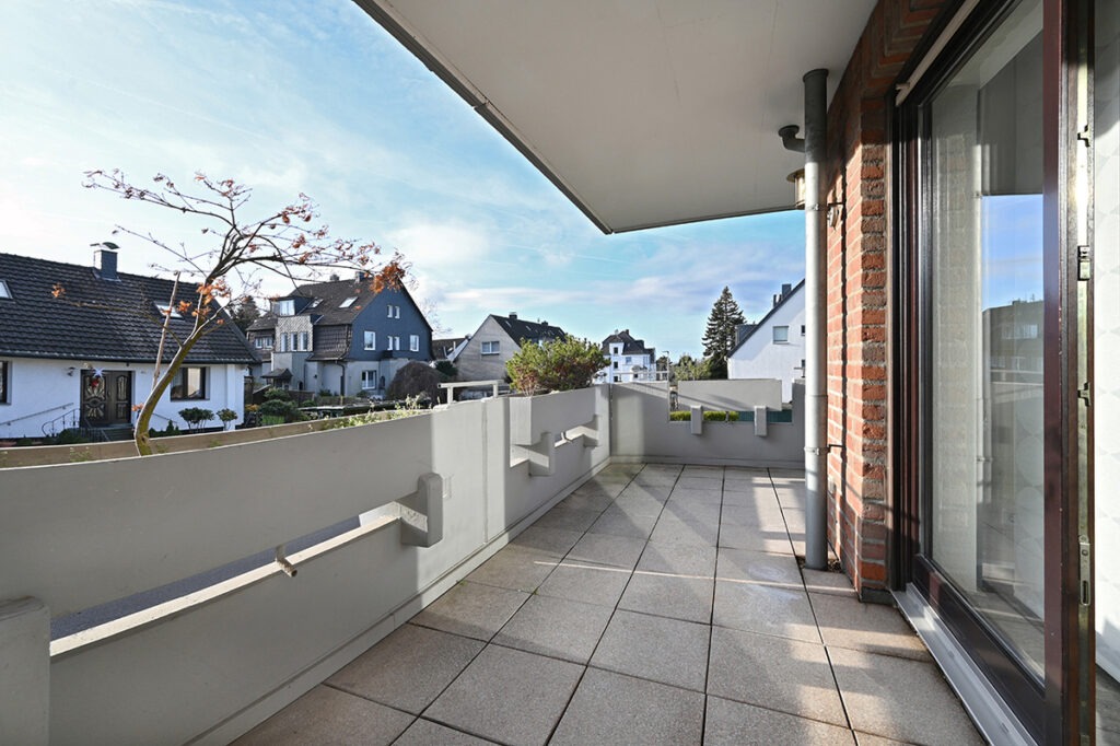 Sonnenbalkon mit Süd-/Westausrichtung