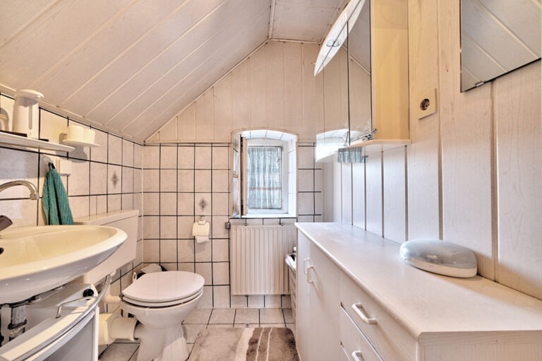 WC im Dachgeschoss