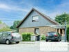 Attraktives Zweifamilienhaus mit Traumgrundstück in ruhiger Lage von Mülheim Styrum - Titel